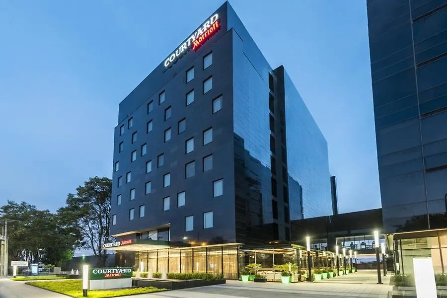 Courtyard By Marriott Bogota Airport Hotel