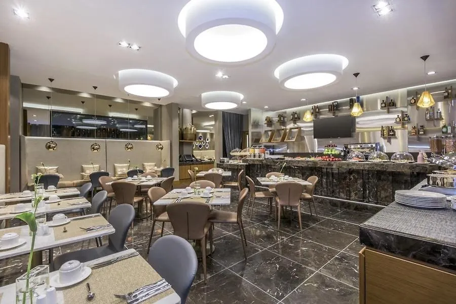 Courtyard By Marriott Bogota Airport Hotel