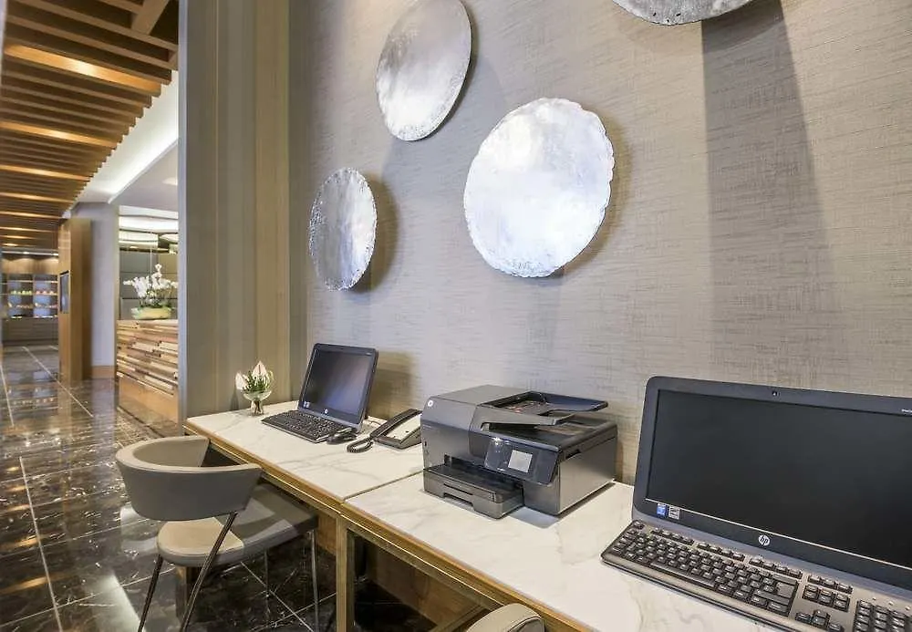 Courtyard By Marriott Bogota Airport Hotel