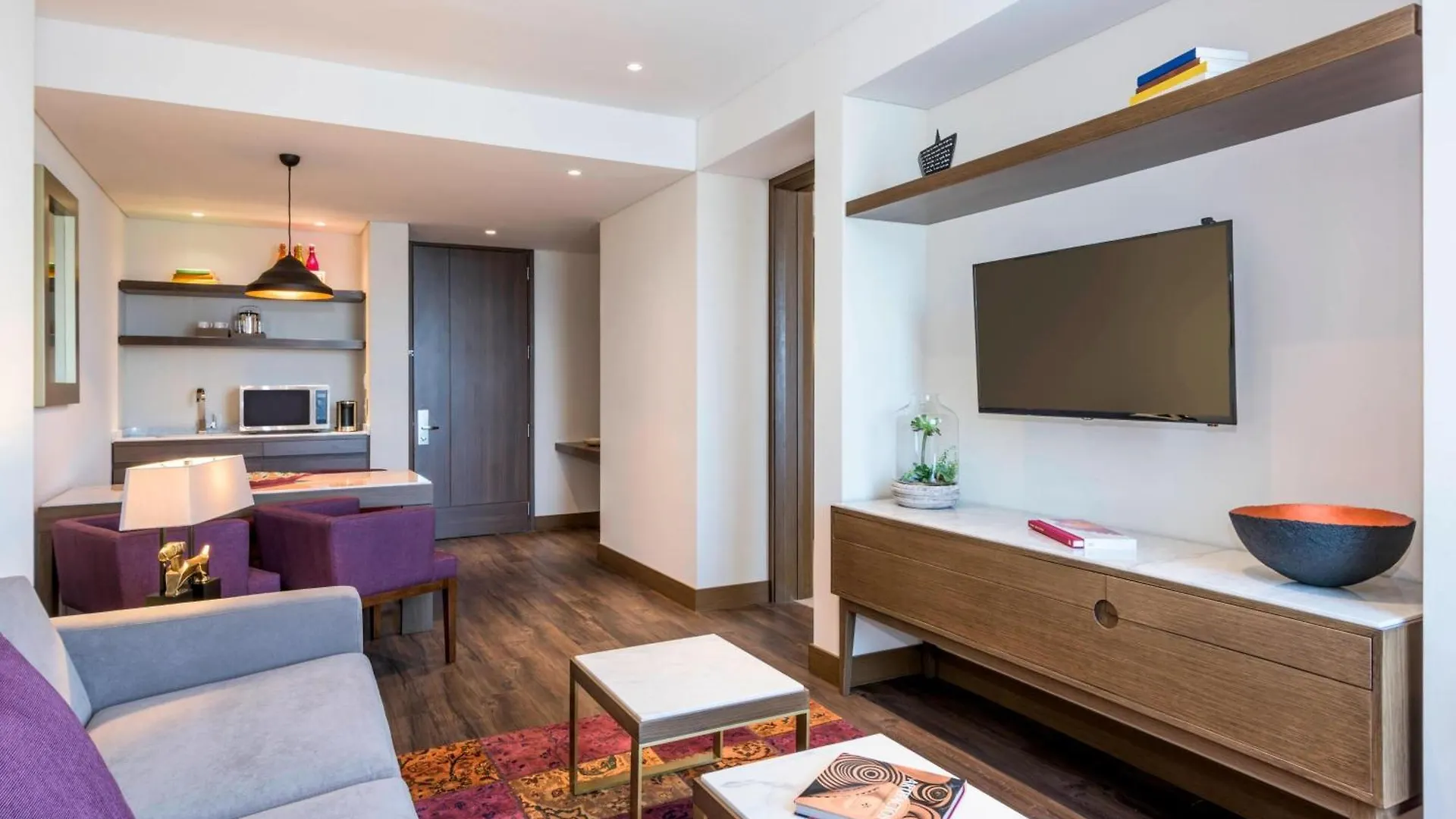 Courtyard By Marriott Bogota Airport Hotel