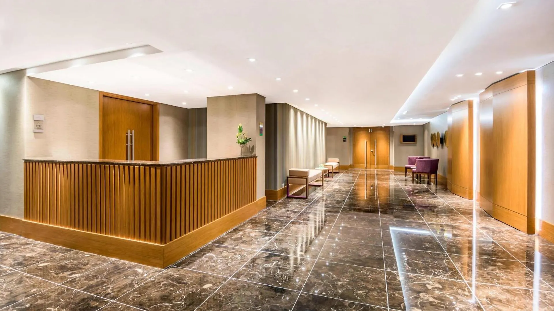 Courtyard By Marriott Bogota Airport Hotel 4*,