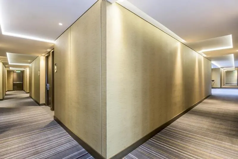Courtyard By Marriott Bogota Airport Hotel