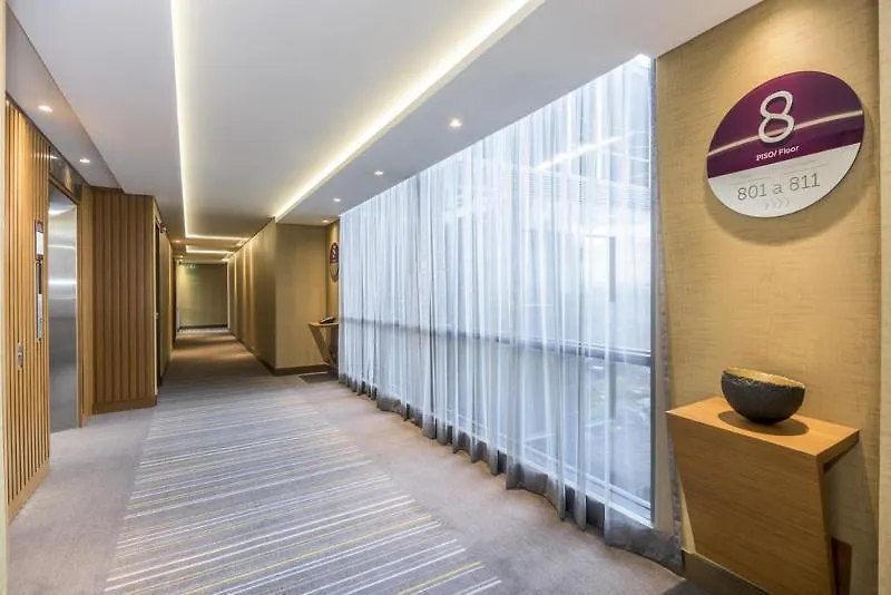 Courtyard By Marriott Bogota Airport Hotel