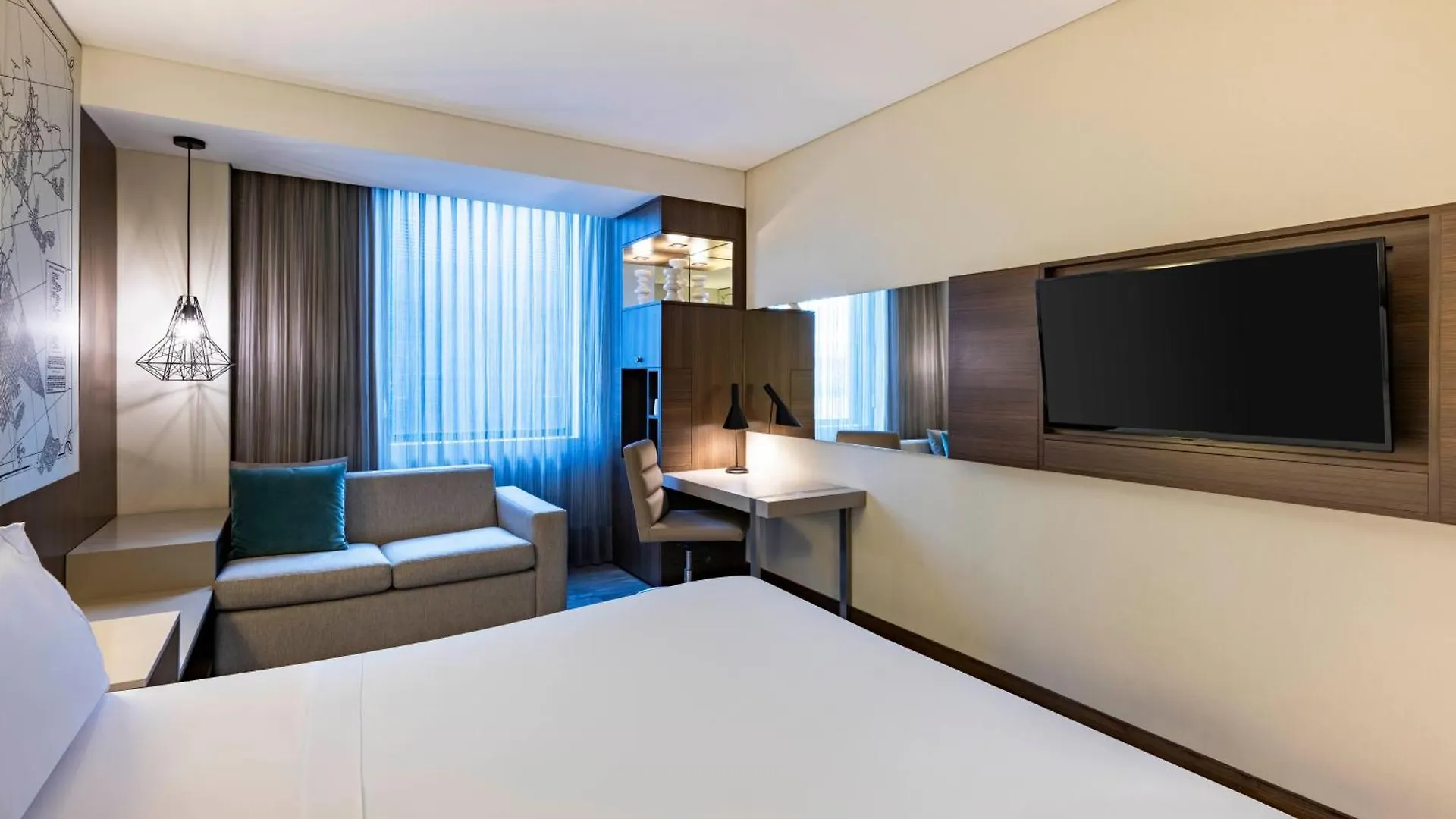 Courtyard By Marriott Bogota Airport Hotel