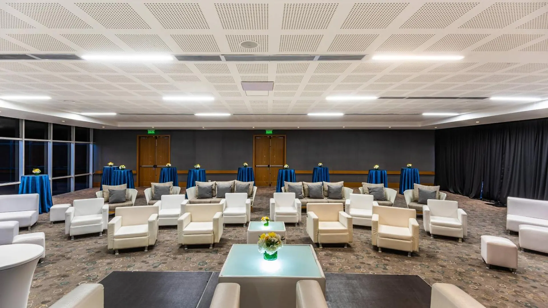 Courtyard By Marriott Bogota Airport Hotel